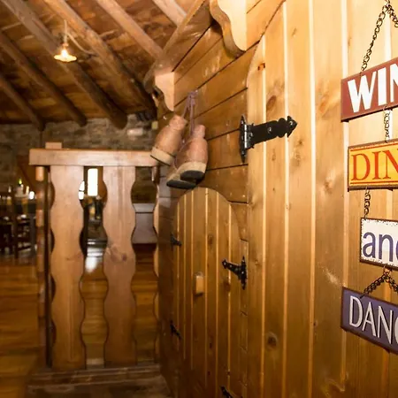 Vandrarhem A Reboleira - Casa Nunez