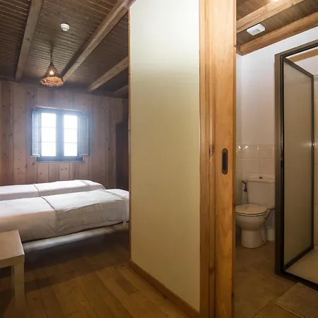 Vandrarhem A Reboleira - Casa Nunez